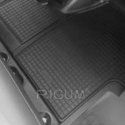 Rigum Merkkikohtainen Kumimattosarja Opel Vivaro C Vm. 03.2019- -Autotarvikkeet myymälä 903911 ohjaamon matot citroen jumpy peugeot expert opel vivaro c toyotampere 29724a65