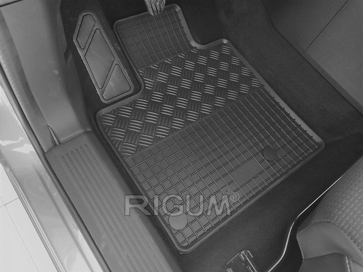 Rigum Merkkikohtainen Kumimattosarja Nissan Qashqai Vm. 2022- 4 Rigum Merkkikohtainen Kumimattosarja Nissan Qashqai Vm. 2022- - Image 2