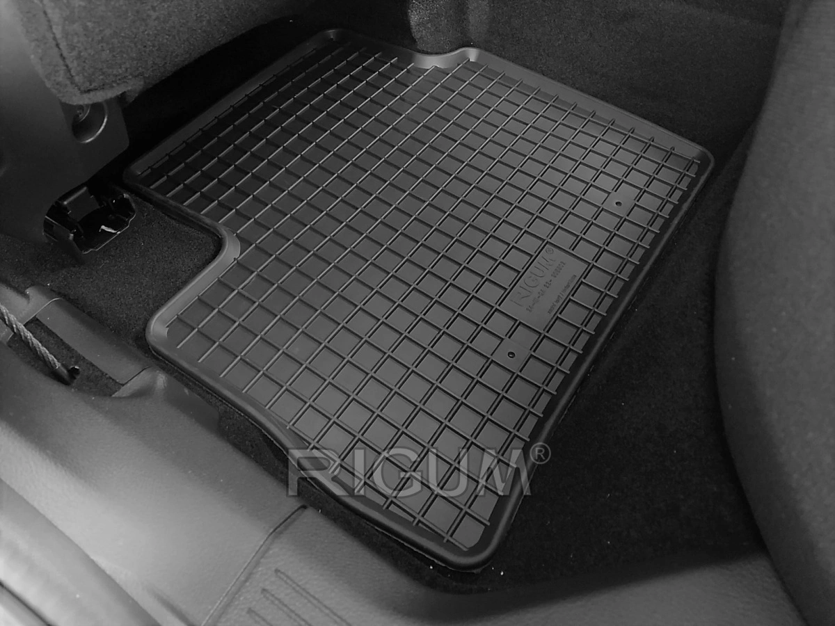 Rigum Merkkikohtainen Kumimattosarja Nissan Qashqai Vm. 2022- 6 Rigum Merkkikohtainen Kumimattosarja Nissan Qashqai Vm. 2022- - Image 4