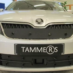 Tammer-Suoja Skoda Rapid Vm. 2015- Etututkalla