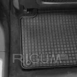 Rigum Merkkikohtainen Kumimattosarja Volvo V90 Vm. 2016-> -Autotarvikkeet myymälä volvo v90 kaukalo matto sarja tampere 4a0b42df