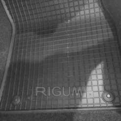 Rigum Merkkikohtainen Kumimattosarja Volvo XC40 Vm. 2018-> -Autotarvikkeet myymälä volvo xc40 kumimattosarja tampere 3 8e076f48